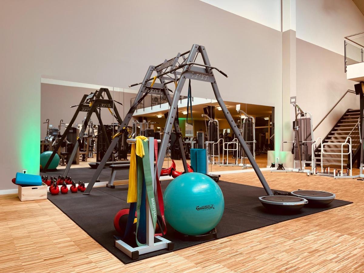 Maifeld Sport- Und Tagungshotel 베를 외부 사진