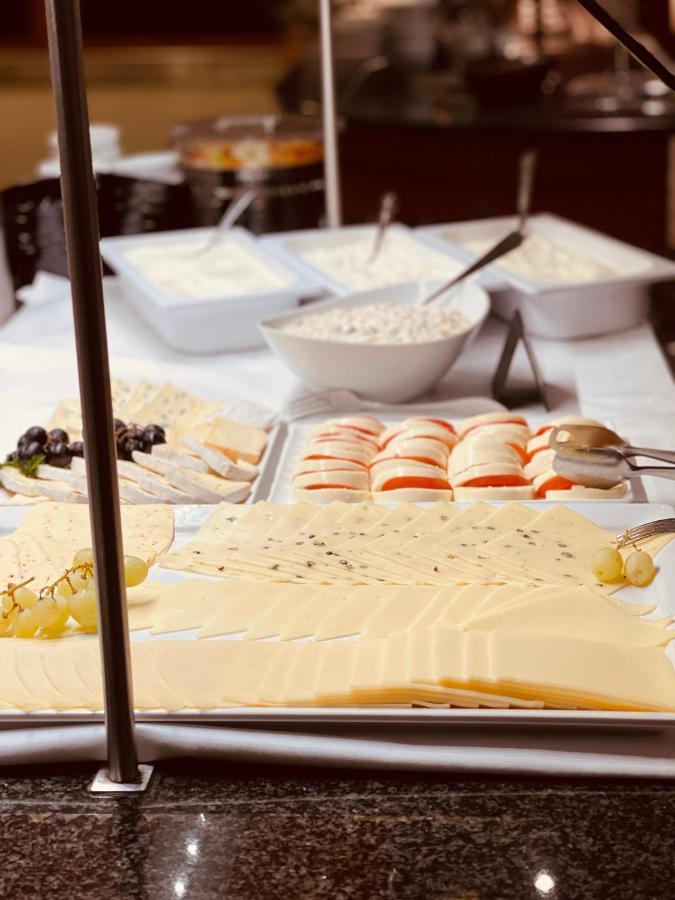 Maifeld Sport- Und Tagungshotel 베를 외부 사진