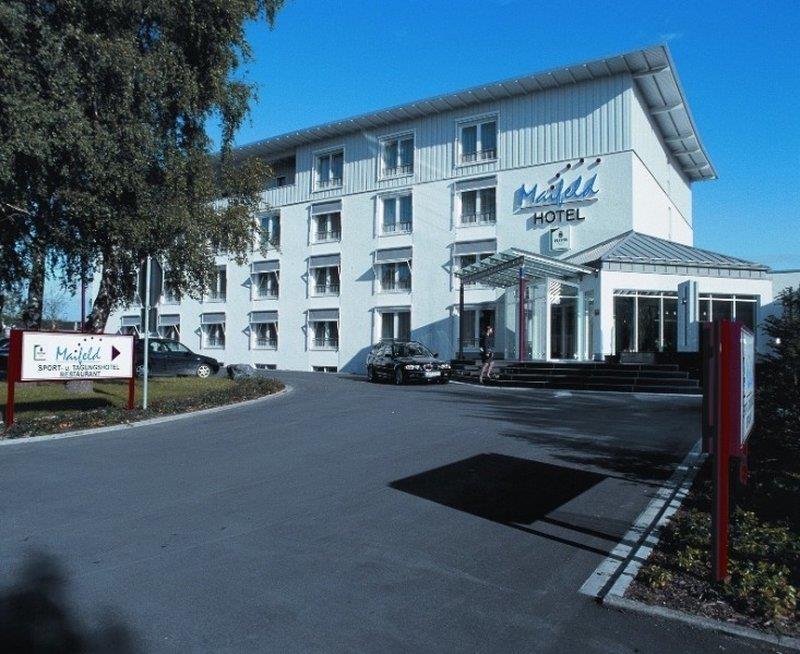 Maifeld Sport- Und Tagungshotel 베를 외부 사진